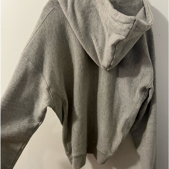 small women’s grey champion hoodie - Picture 3 of 4